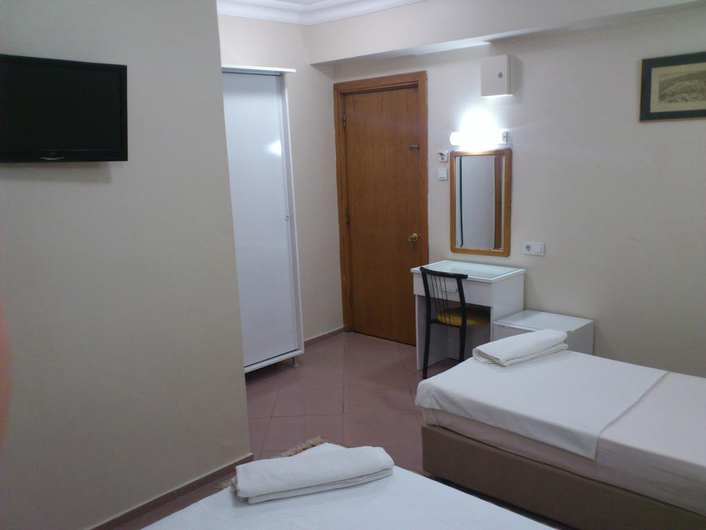 Nice Hotel Istanbul Room photo