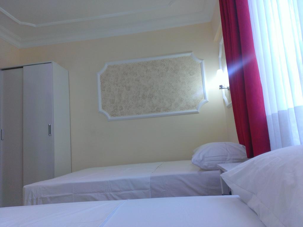 Nice Hotel Istanbul Exterior photo